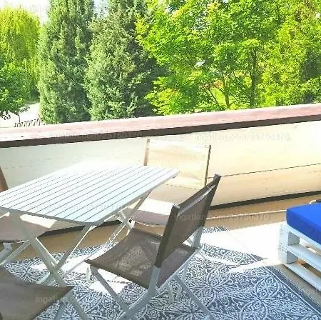 شقة Kek Vitorlas Apartman Gárdony